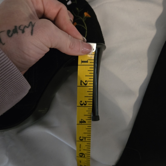 Black Embroidered Floral Butterfly Heeled Boots Vintage Cottagecore Fairycore 8 - Picture 8 of 9